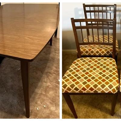Dining Table with Four Solid Wood Chairs and Seat Cushions