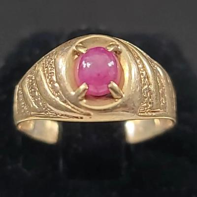 10K Gold Ring Size 8