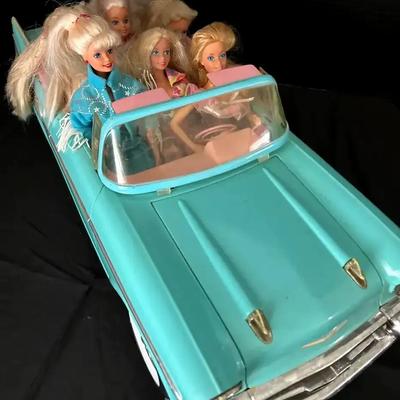 Barbie Chevrolet Convertible with Six Barbie Dolls