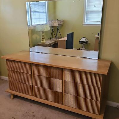 American of Martinsville Mid-Century Dresser with Dovetail Drawers & Mirror