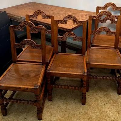 Decorative Wood Dining Table with Five Chairs