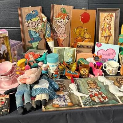 Vintage Toys, Dolls & Character Collectibles
