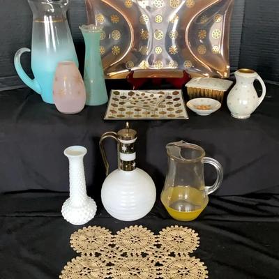 Timeless Decorative Dishes Featuring Dorothy Thorpe And Nasco Del Coronado