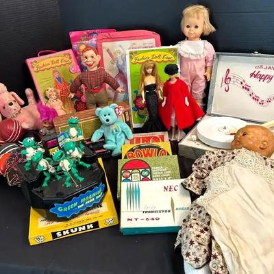Vintage Toy Collection, featuring Happy Tunes Deejay Record Player