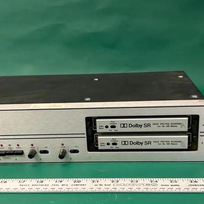 Dolby Model 365 stereo noise reduction unit with two Cat 280 (SR) cards