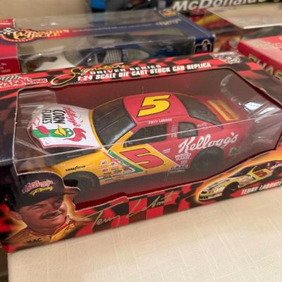 Sale Photo Thumbnail #232