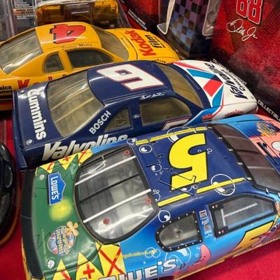 Sale Photo Thumbnail #474