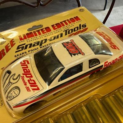 Sale Photo Thumbnail #480