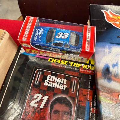 Sale Photo Thumbnail #459