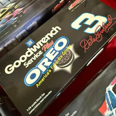 Sale Photo Thumbnail #256