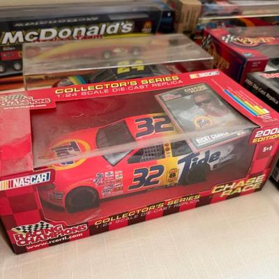 Sale Photo Thumbnail #233