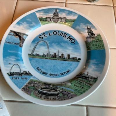 Sale Photo Thumbnail #566