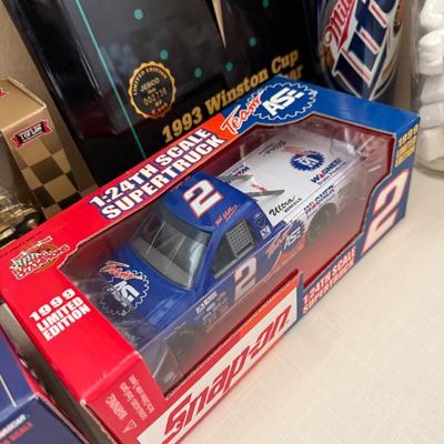 Sale Photo Thumbnail #241