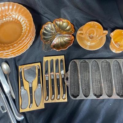 Mystery Lot Vintage Kitchen Ware Including Anchor Hocking Fire King Dinnerware 