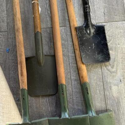 East German Pioneer Shovels