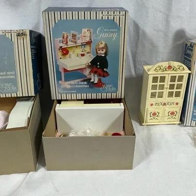 Ginny Doll Accessories 