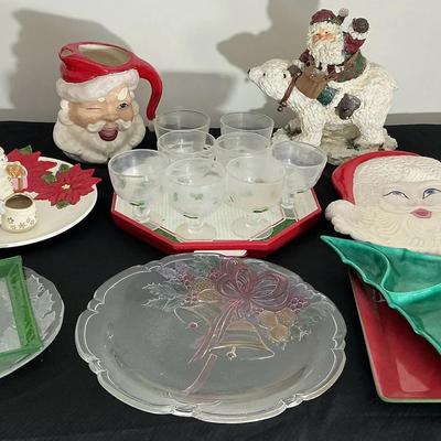 Christmas Plates and Decor!