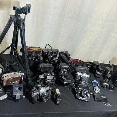 Vintage Cameras And Accessories 