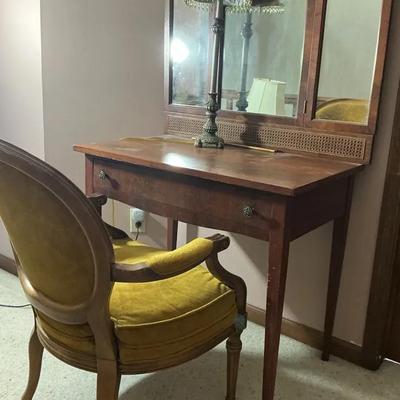 Vanity Chair And Lamp
