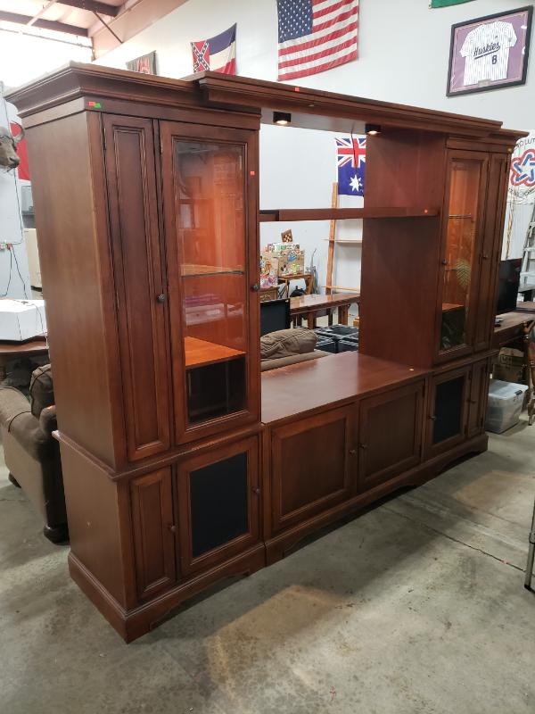 Sale Photo Thumbnail #16