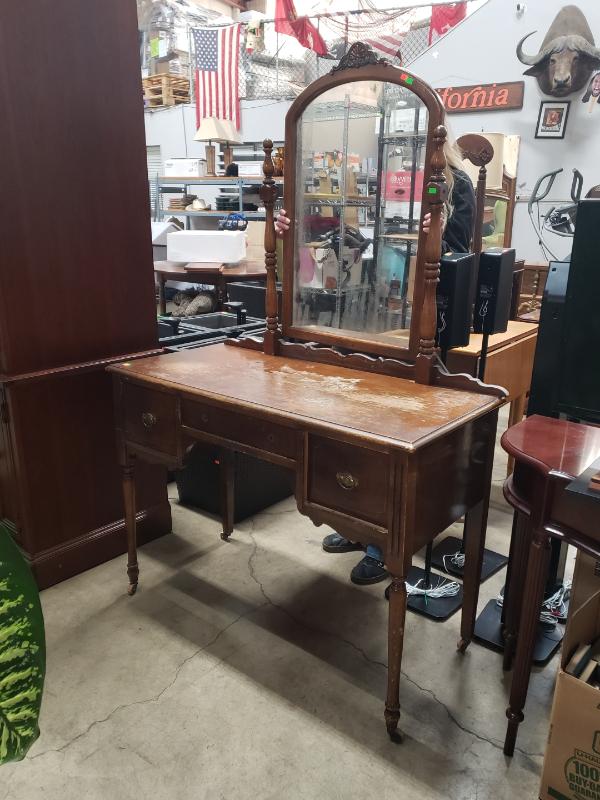 Sale Photo Thumbnail #17