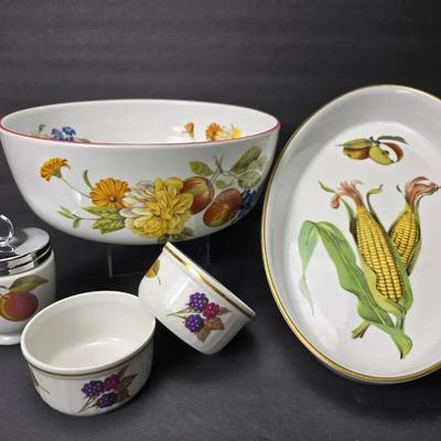 Royal Worcester Evesham & Ashford China Servingware 