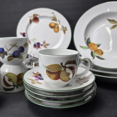 Royal Worcester Evesham Vale China