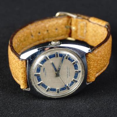 Timex Viscount Self-Wind Men's Vintage 1970s Watch