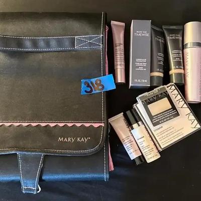 Mary Kay Travel Roll-Up Organizer & Assorted Skincare Beauty Lot