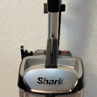 Shark Corded Vacuum Model ZU102 With Powerfins HairPro