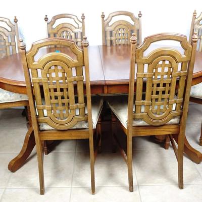 Kuo Lin Dining Table & 6 Bassett Furniture Vintage Chairs