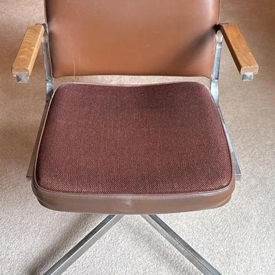 Vintage Office Swivel Chair