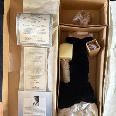 440: Ashton-Drake Diana, Princess of Wales Porcelain Doll – Black Gown – New in Box w/ COA