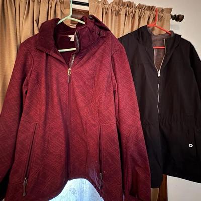 Lot 227: Women’s 2x & 3x Rain Jackets 