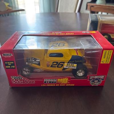 259: Stock Rods NASCAR 50th Anniversary 1:24 1933 Ford Highboy Coupe