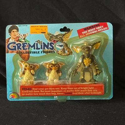 475: Vintage 1984 Gremlins Collectible Figures Set – Gizmo & Gremlin – Sealed on Card