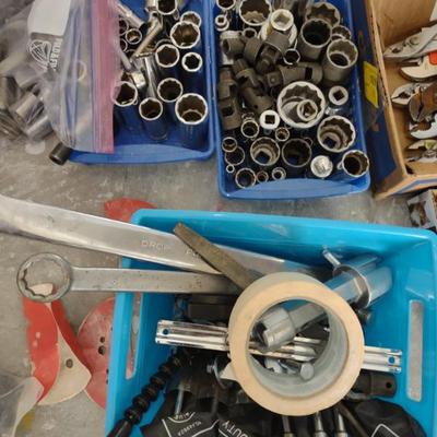 Sale Photo Thumbnail #110