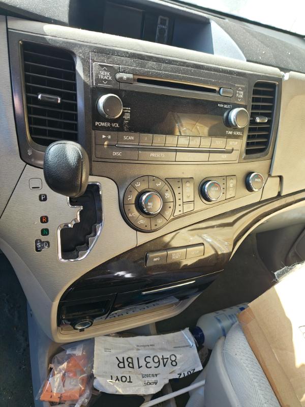 Sale Photo Thumbnail #406