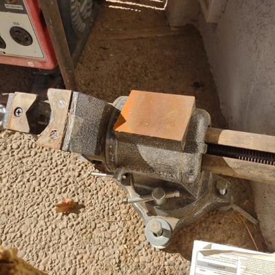 Sale Photo Thumbnail #104