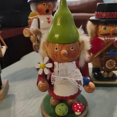 Sale Photo Thumbnail #279