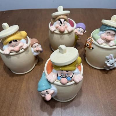201: Disney Seven Dwarfs Ceramic Canister Set