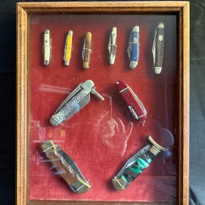 318: Framed Display of Vintage Pocket Knives