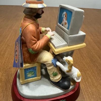 253: Emmett Kelly Jr “Computer Whiz” Professional Series 