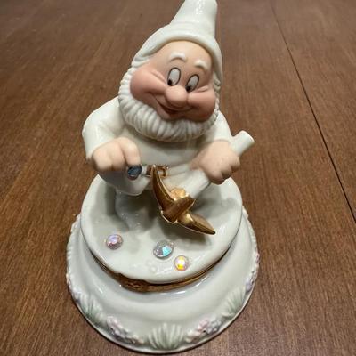 204: Lenox Treasures Disney Happy Dwarf Treasure Box 