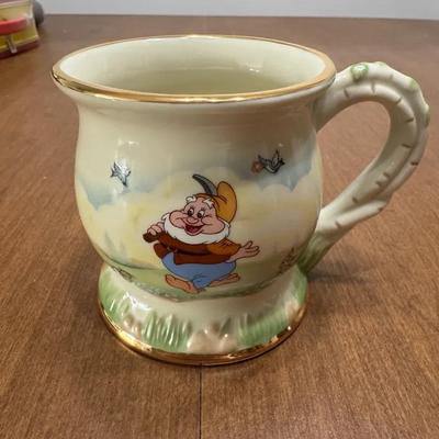 226: Lenox Snow White Mug Collection “Happy” Dwarf