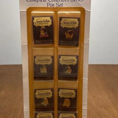 202: Disney Snow White and the Seven Dwarfs “Complete Collectors Series” Special Edition P