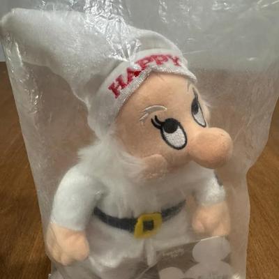 229: Disney Store Holiday Special Release Peppermint Scented Happy Dwarf