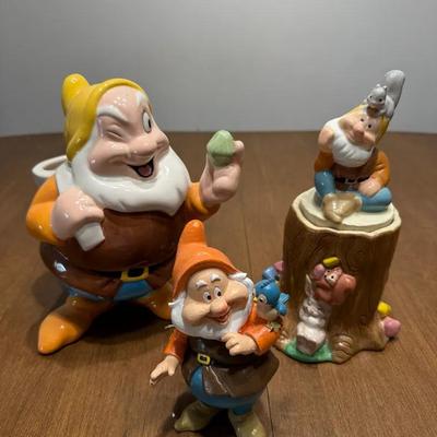 209: Disney Happy Dwarf Collection 