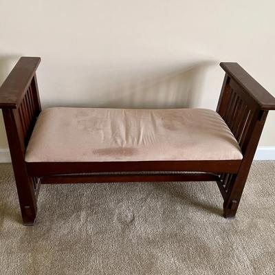081-MBR: Upholstered Wood-Frame Accent Bench