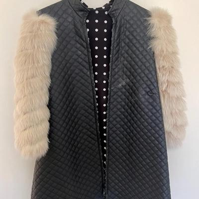 066-MBC: Quilted Woman’s Jacket with Fur Sleeves